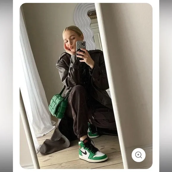 Women’s Air Jordan 1 Retro High OG Lucky Green as seen on Hailey Bieber